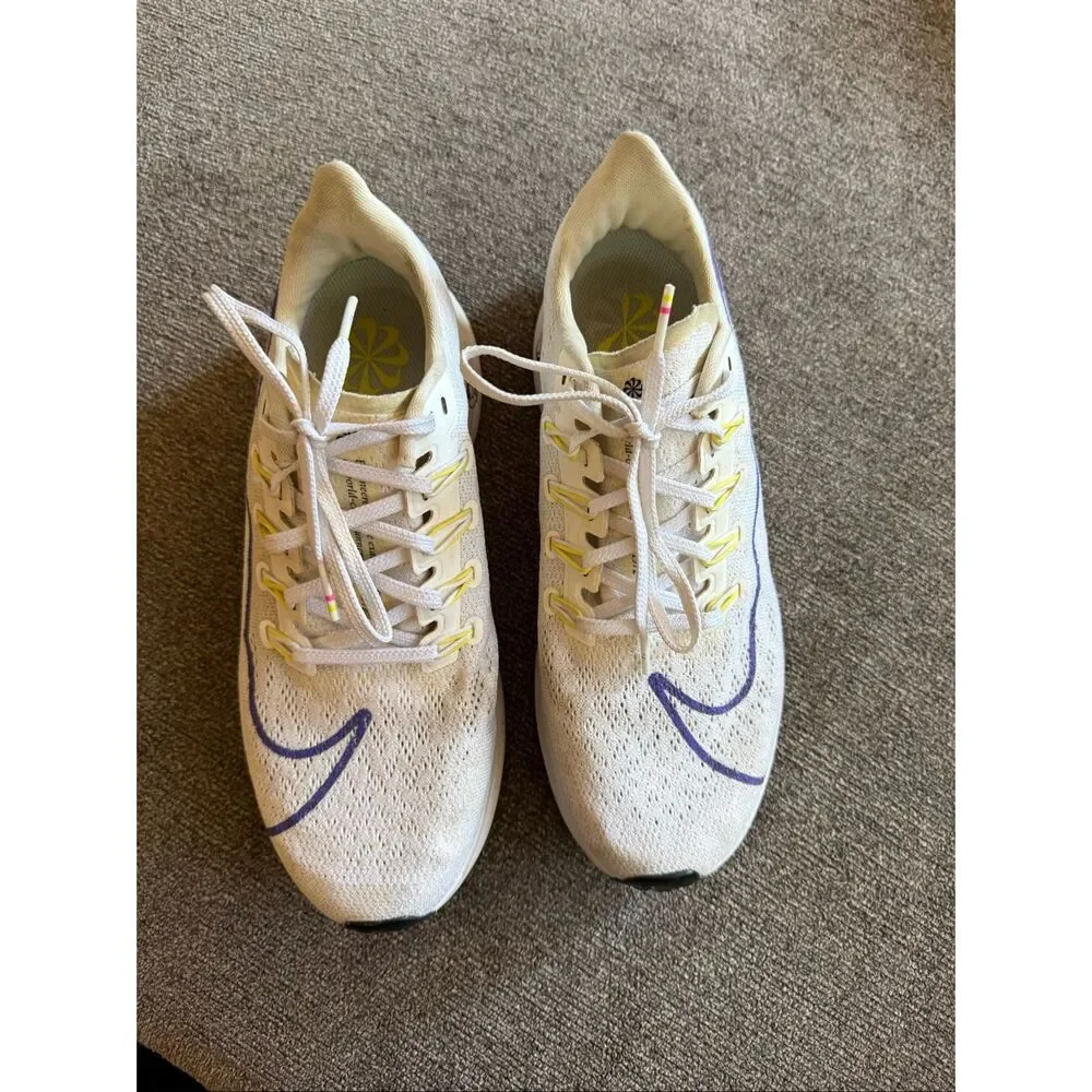 Nike Women’s Running Sneakers White Purple Mesh Athletic Shoes Size 8.5